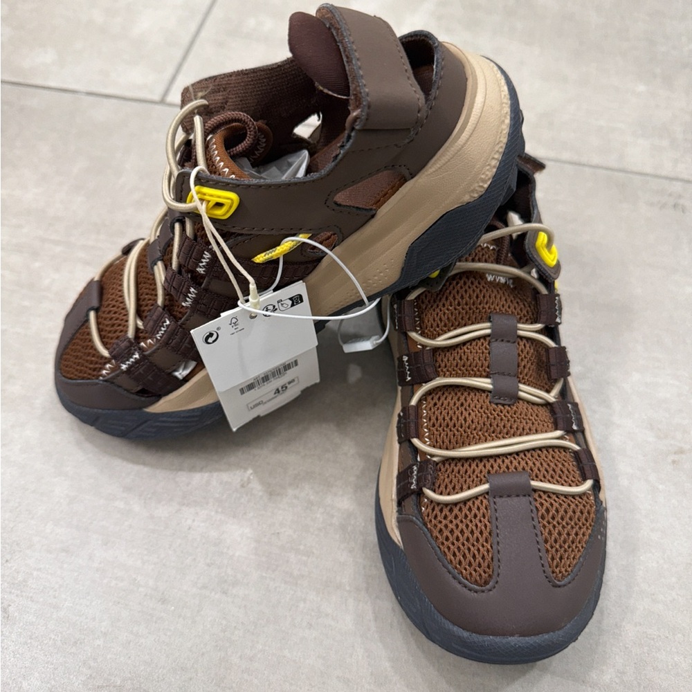 Zara kids sneakers NEW size 2